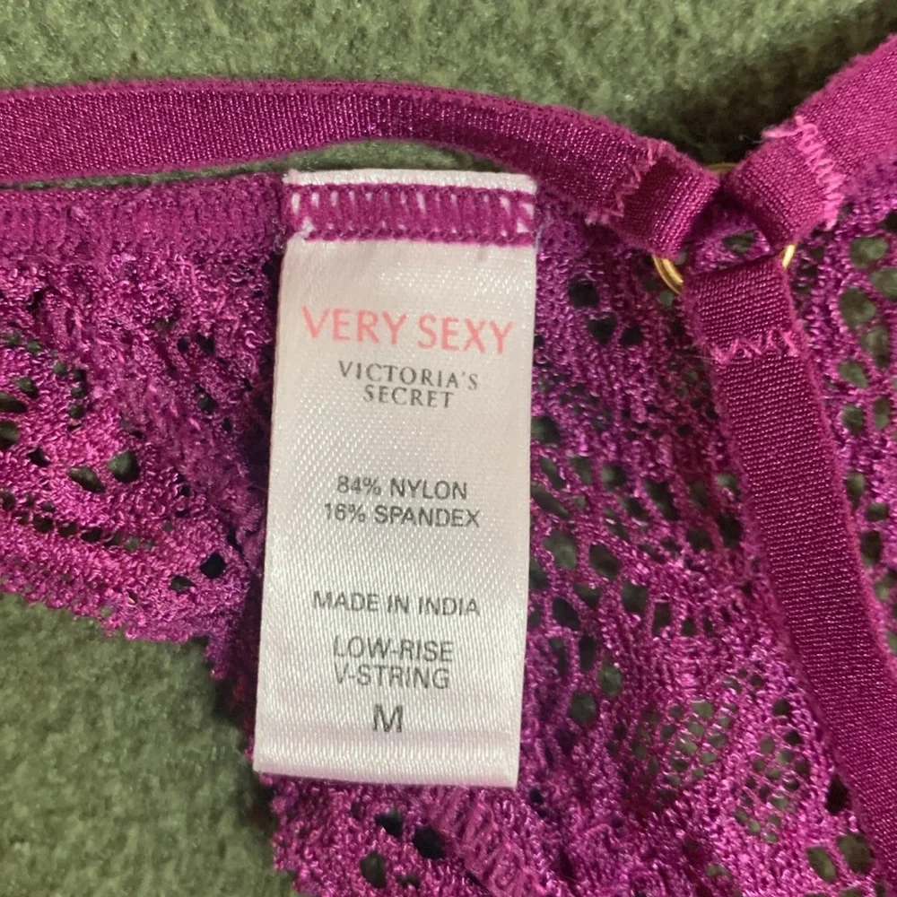 Victoria’s Secret Very Sexy purple lace set.  Never worn. Bra is 34A. Panties M. - Picture 9 of 10